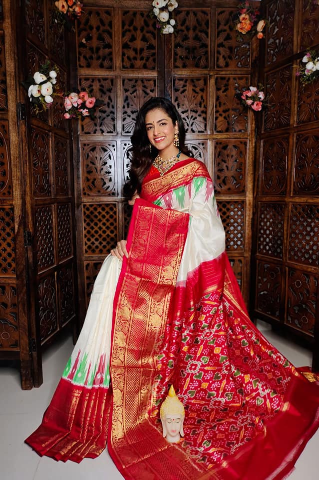 Trendy Traditional Ikkat Digital Print Saree In Soft Handloom Silk