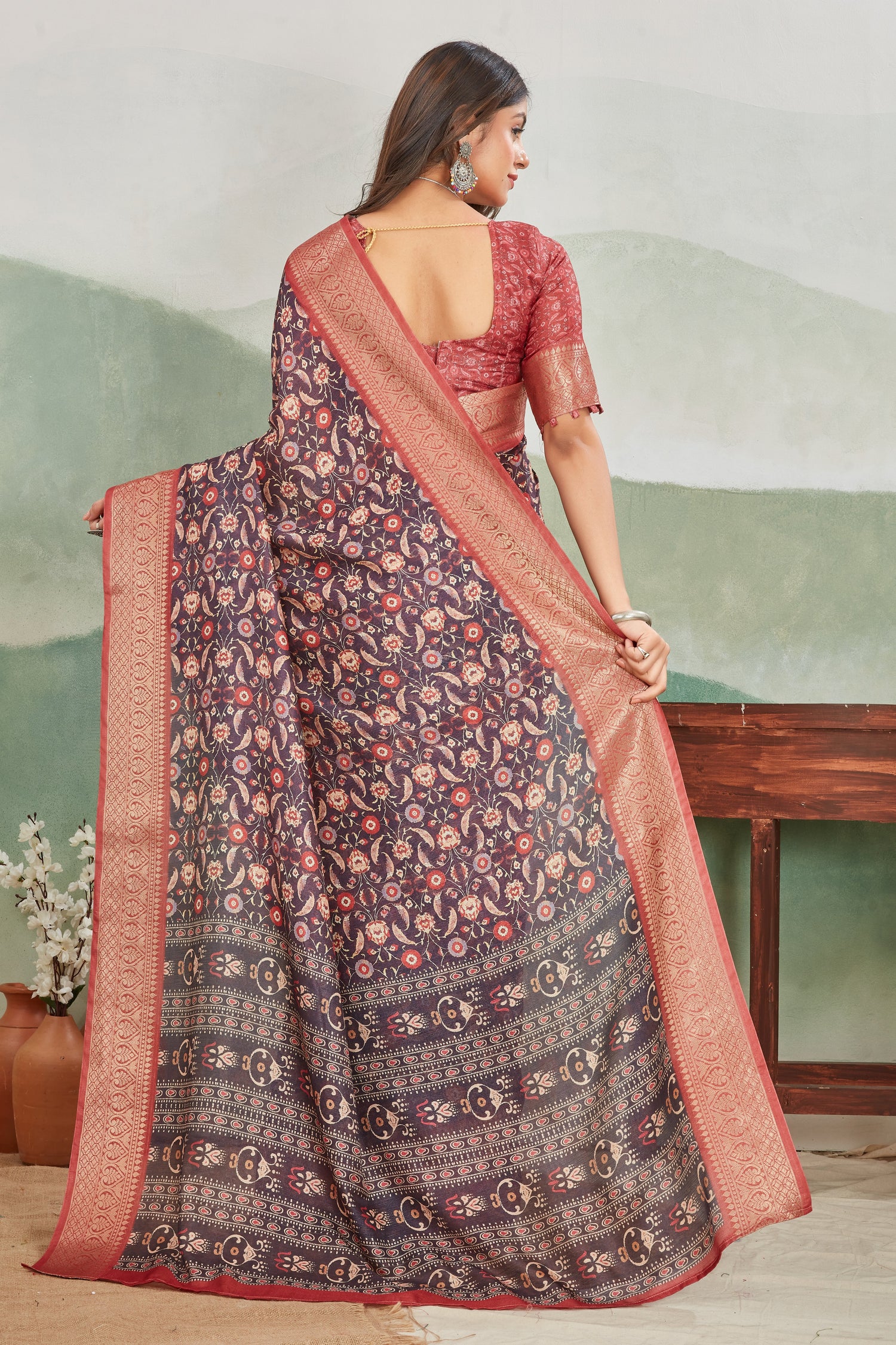 Minimalist Batik Style Digital Printed Viscose Saree