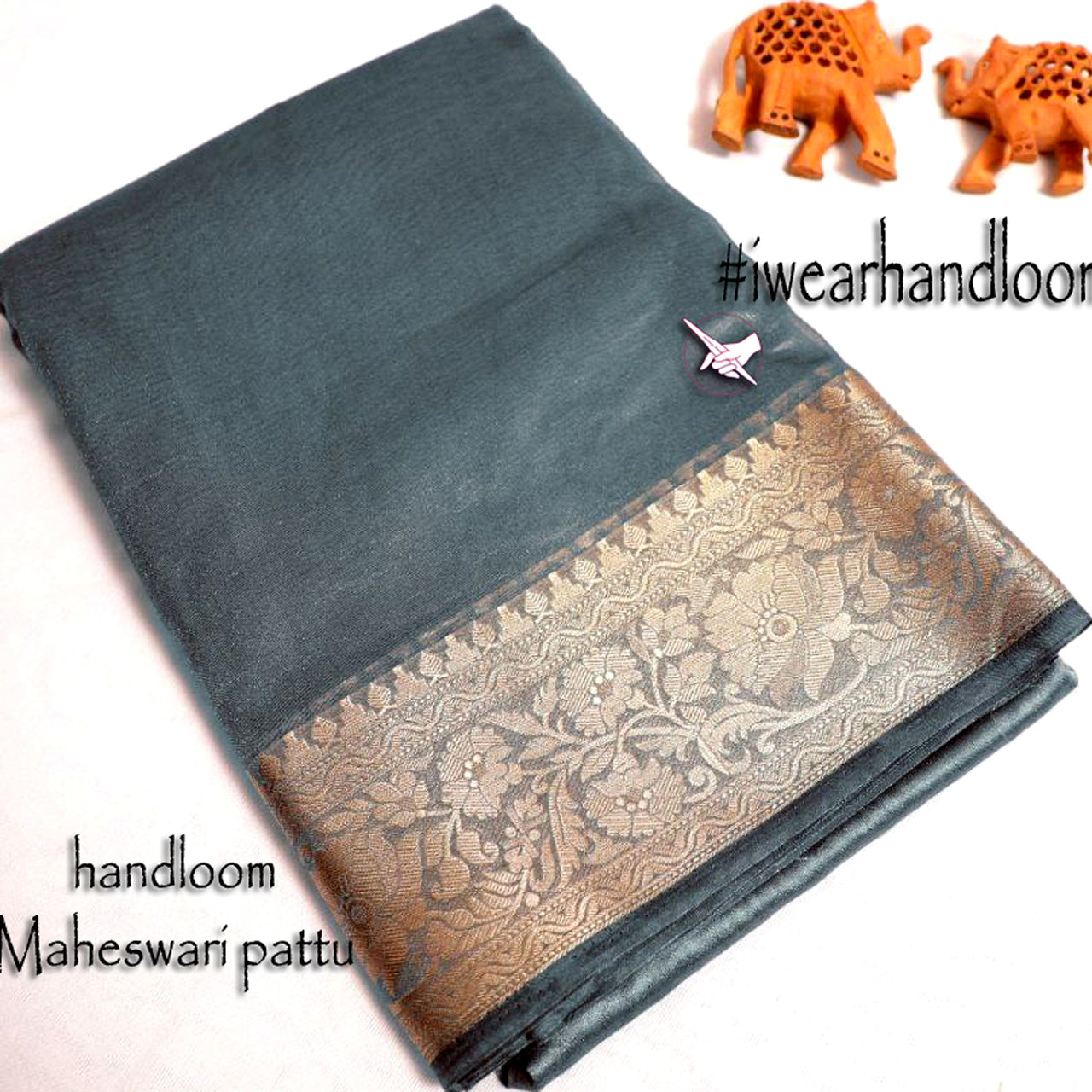 Premium Handloom Grey Maheshwari Saree Zari Border And Tissue Silk Drape