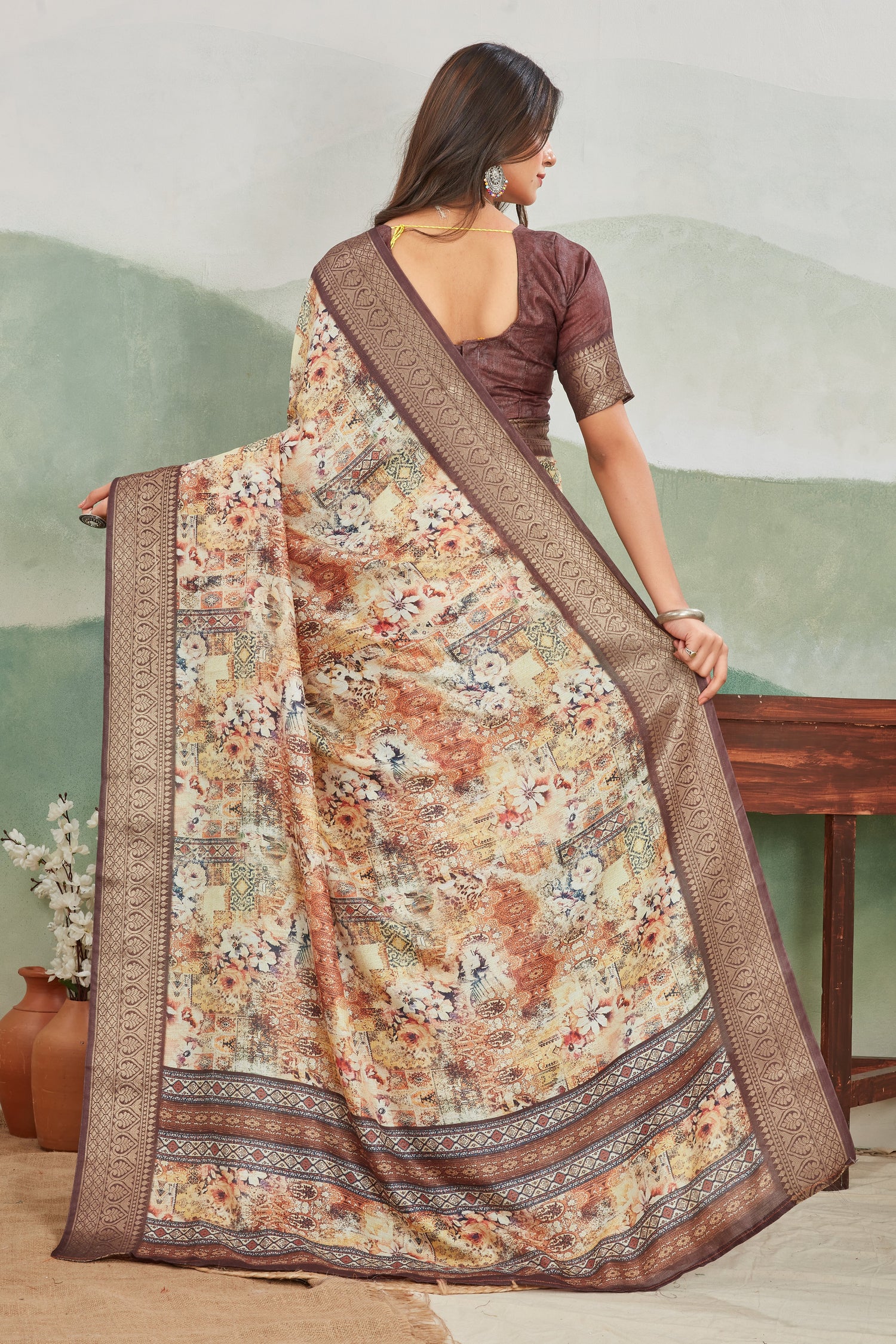 Lightweight Viscose Khadi Batik Print Saree For Daily Wear