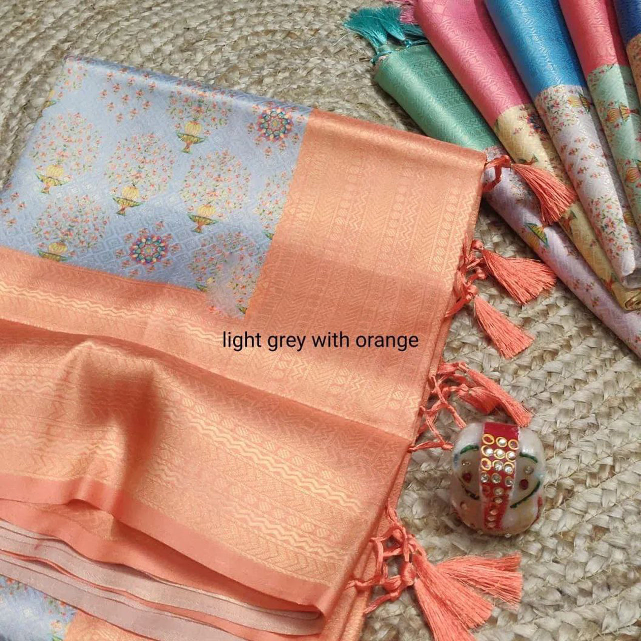 Gorgeous Digital Print Saree Light Grey Silk With Stylish Blouse Option
