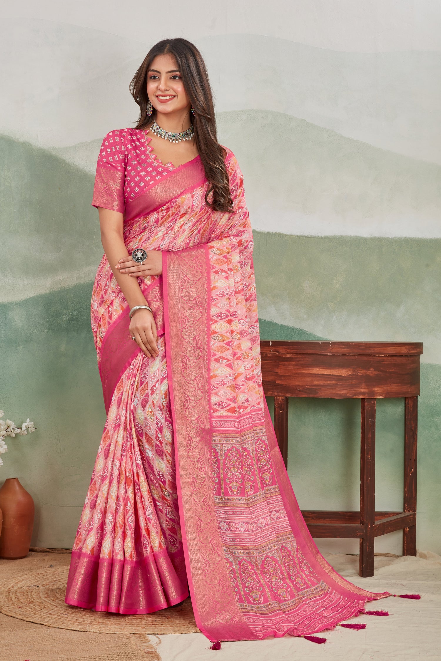 Traditional Batik Printed Saree In Viscose Khadi Fabric