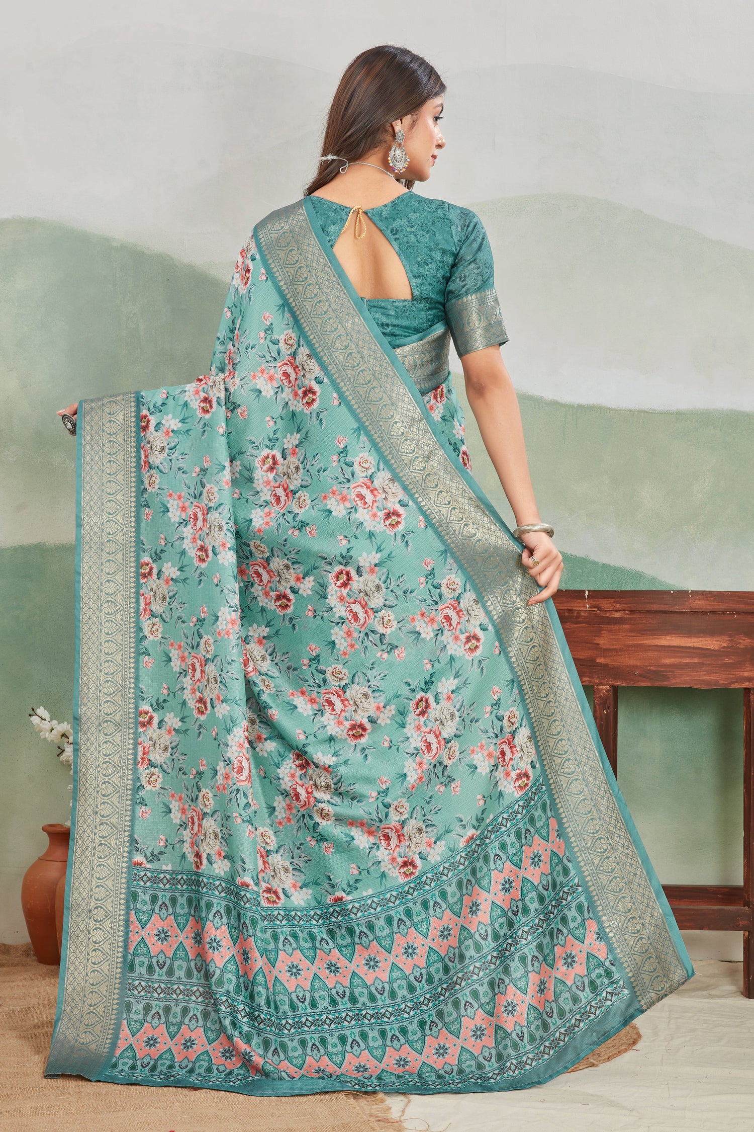 Elegant Viscose Khadi Saree With Batik Digital Print