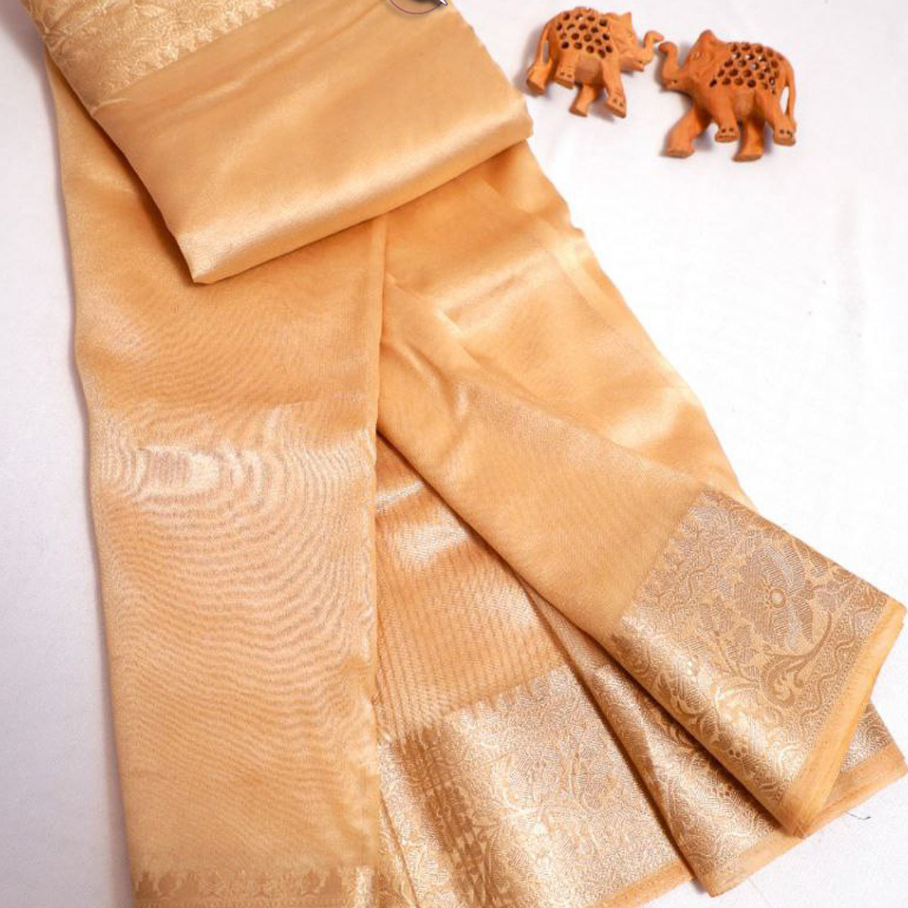 Luxurious White Handwoven Tissue Silk Saree Maheshwari With Zari Edge