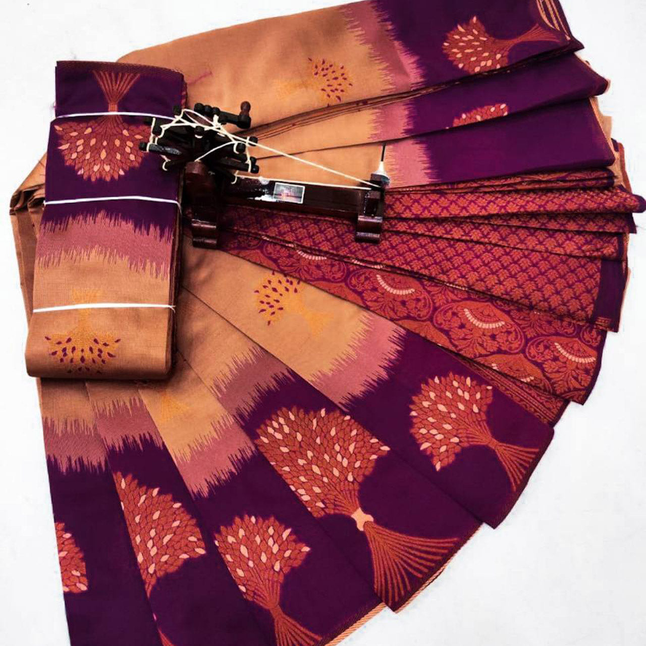 Silken Grandeur Orange Handloom Designer Saree With 3D Kubera Weaving