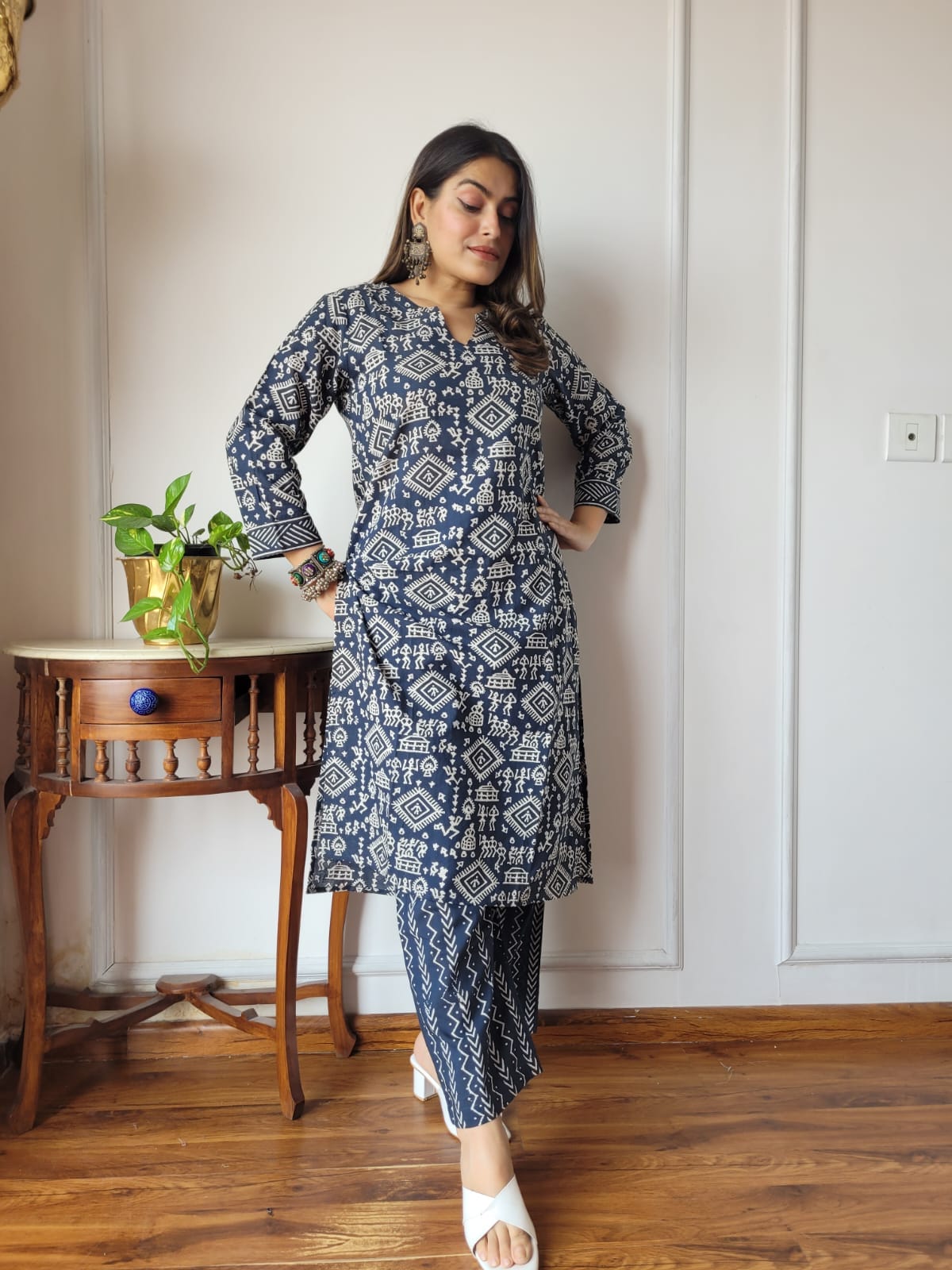 Charcoal Floral Block Print Straight Kurti & Pant Set