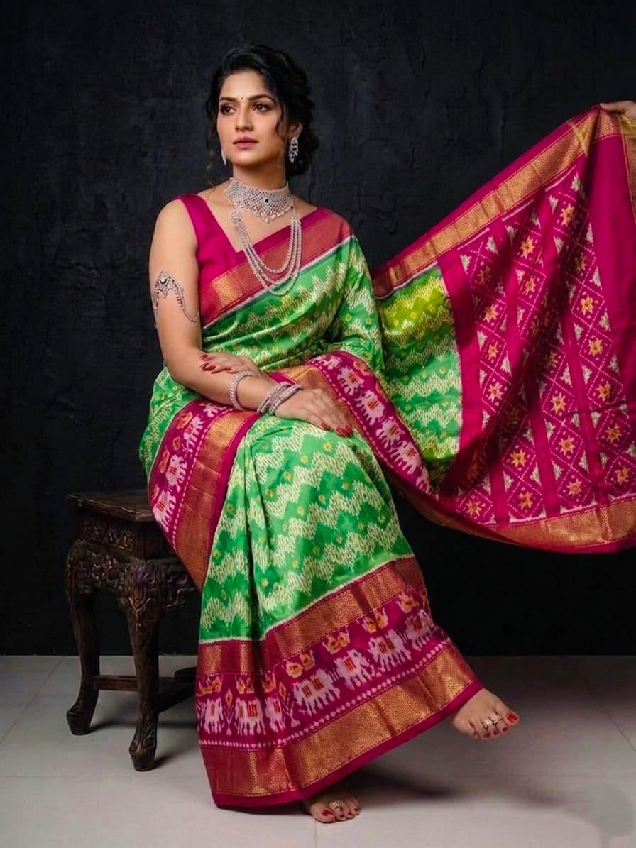 Green Pink Bridal Weaving Handloom Kotha Silk Saree
