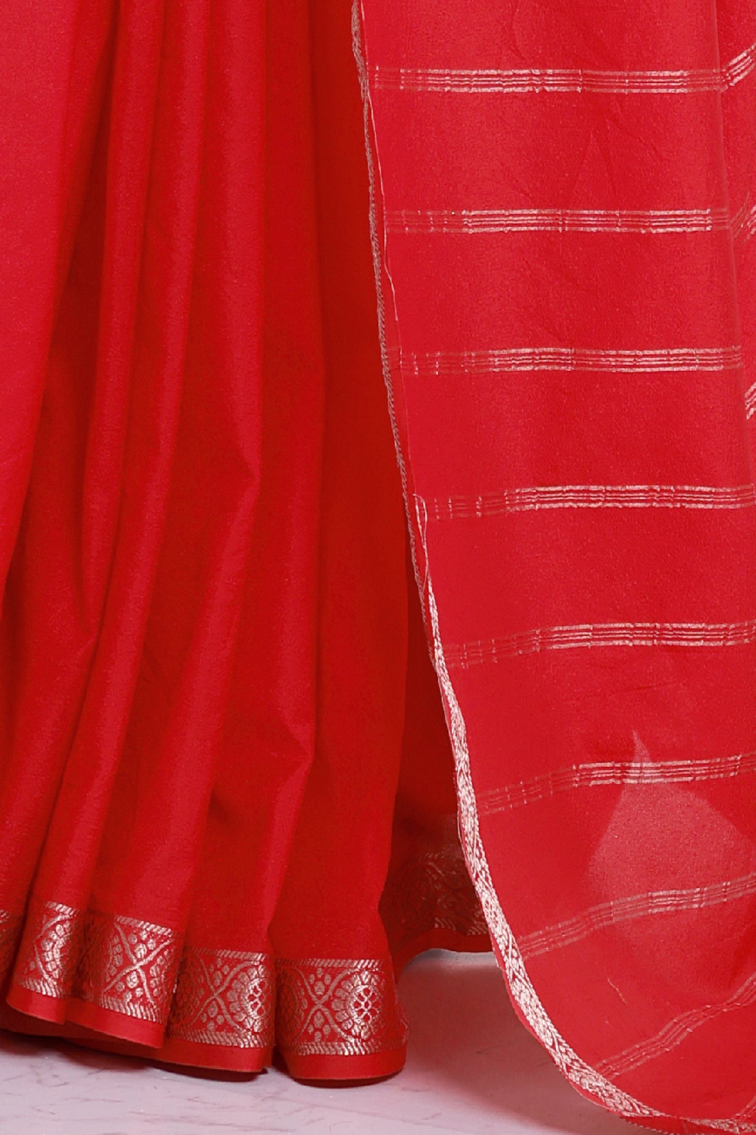 Soft Feel Mysore Crepe Silk Saree With Artistic Touch