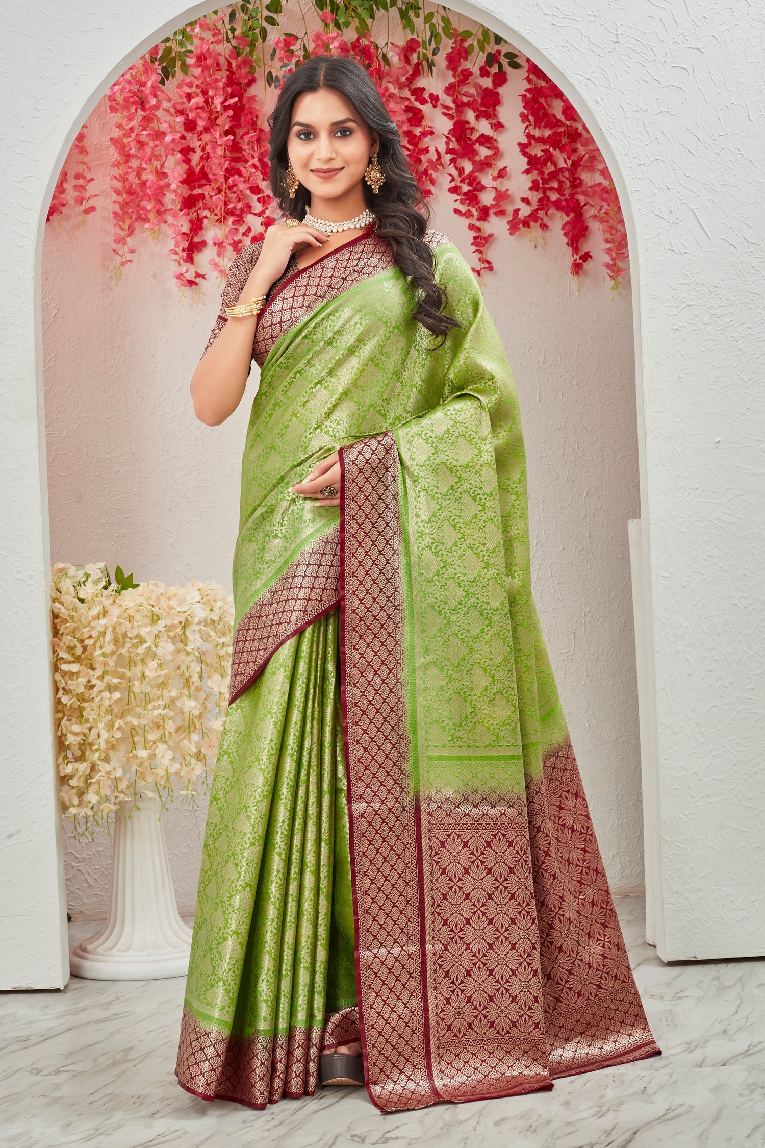 Premium Weaving Work Saree In Pure Mysore Silk Ideal For Festivals And Functions