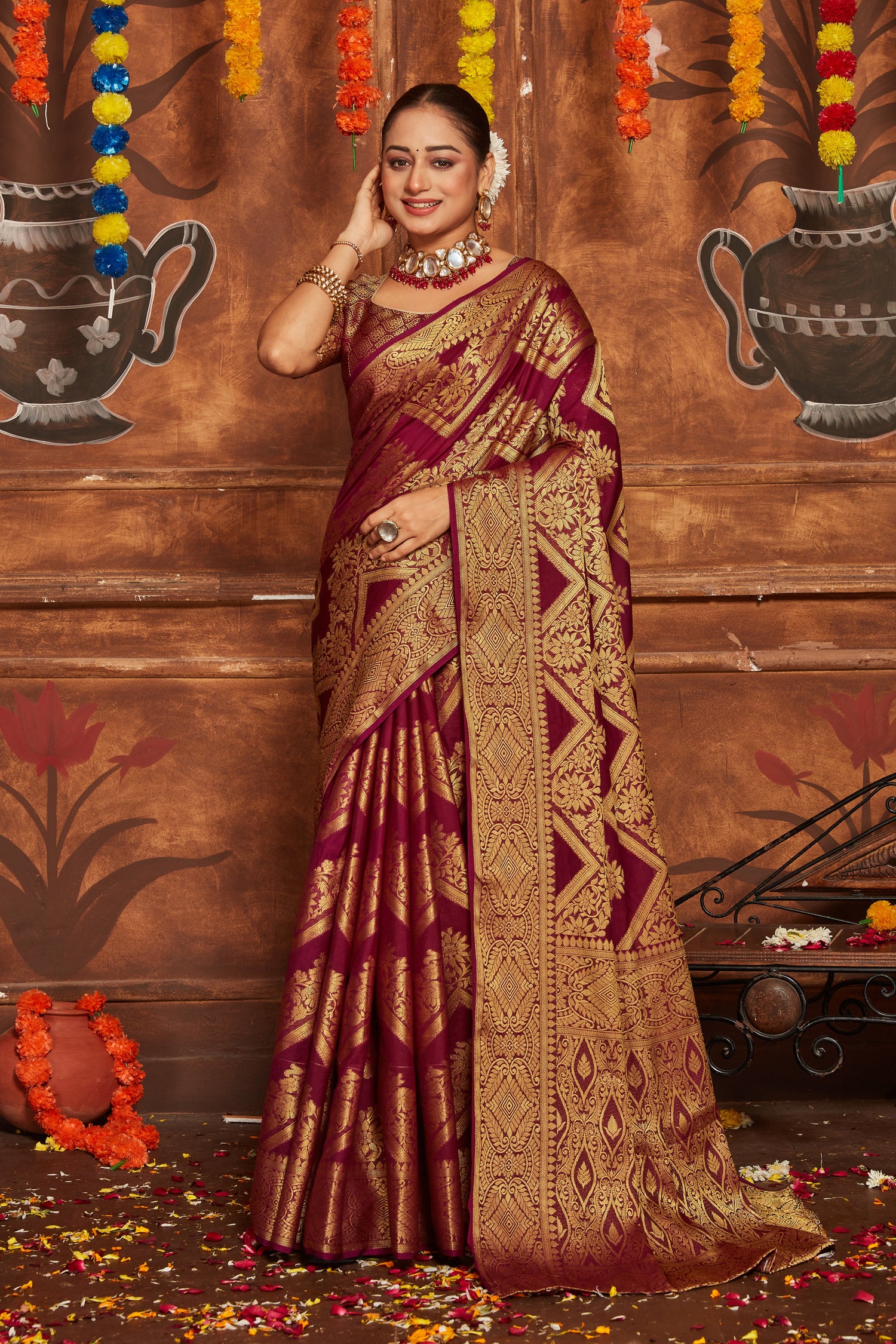 Heritage Style Banarasi Zari Weaving Silk Saree