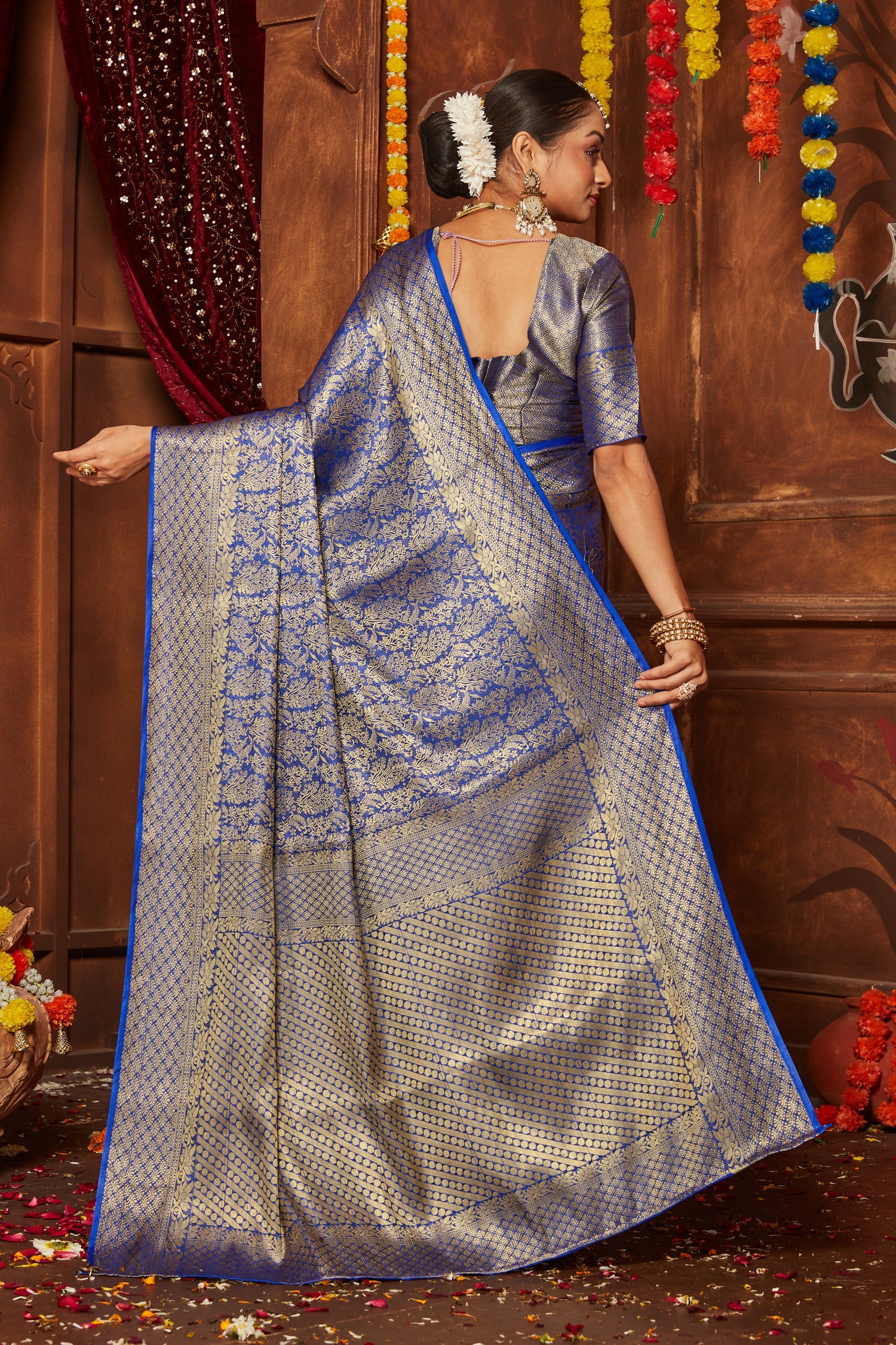 '- Glistening Gold & Lustrous Weaves: Elevate Your Ethnic Wardrobe