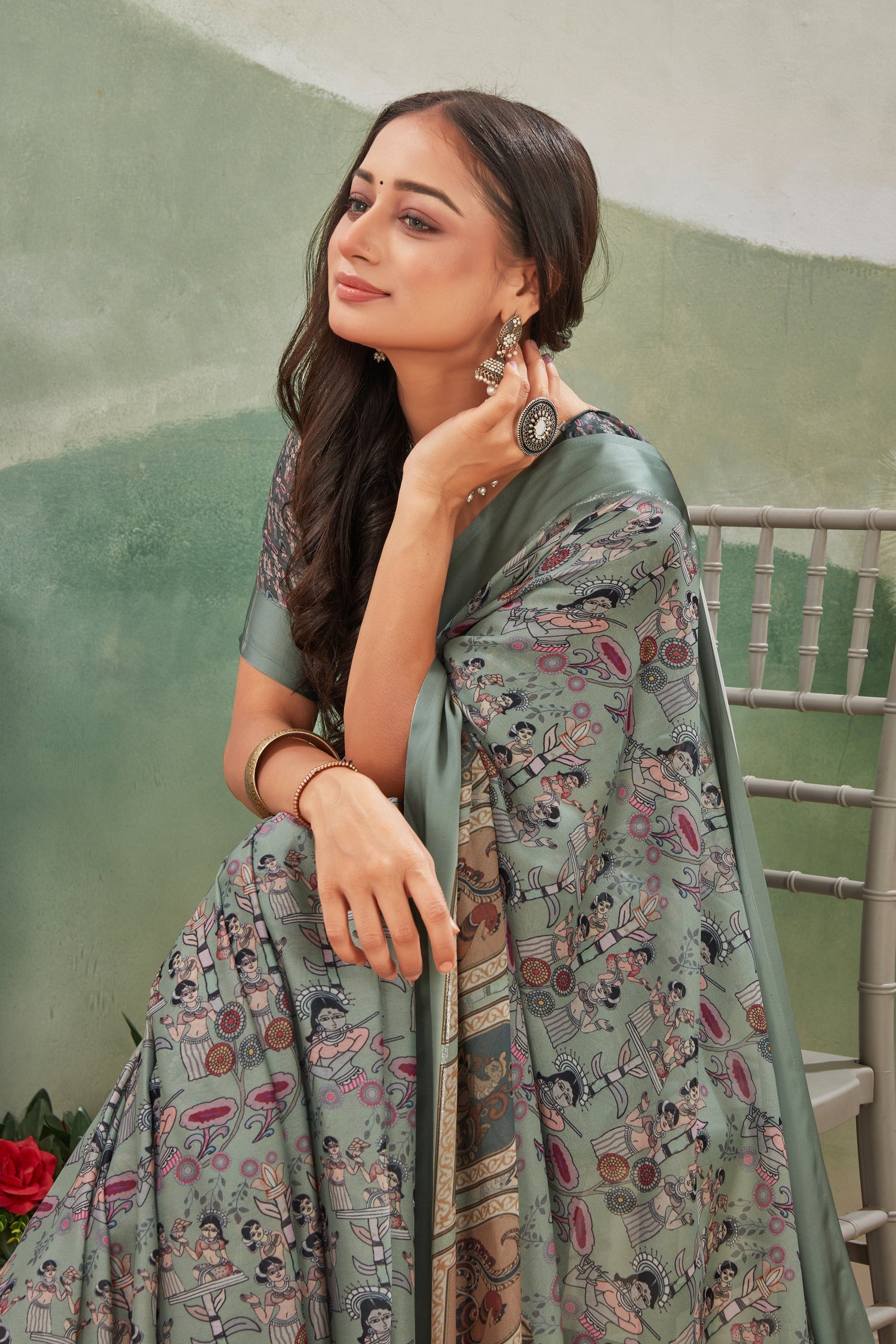 Grey Designer Viscose Satin Saree With Eye Catching Digital Prints And Partywear Blouse Fabric