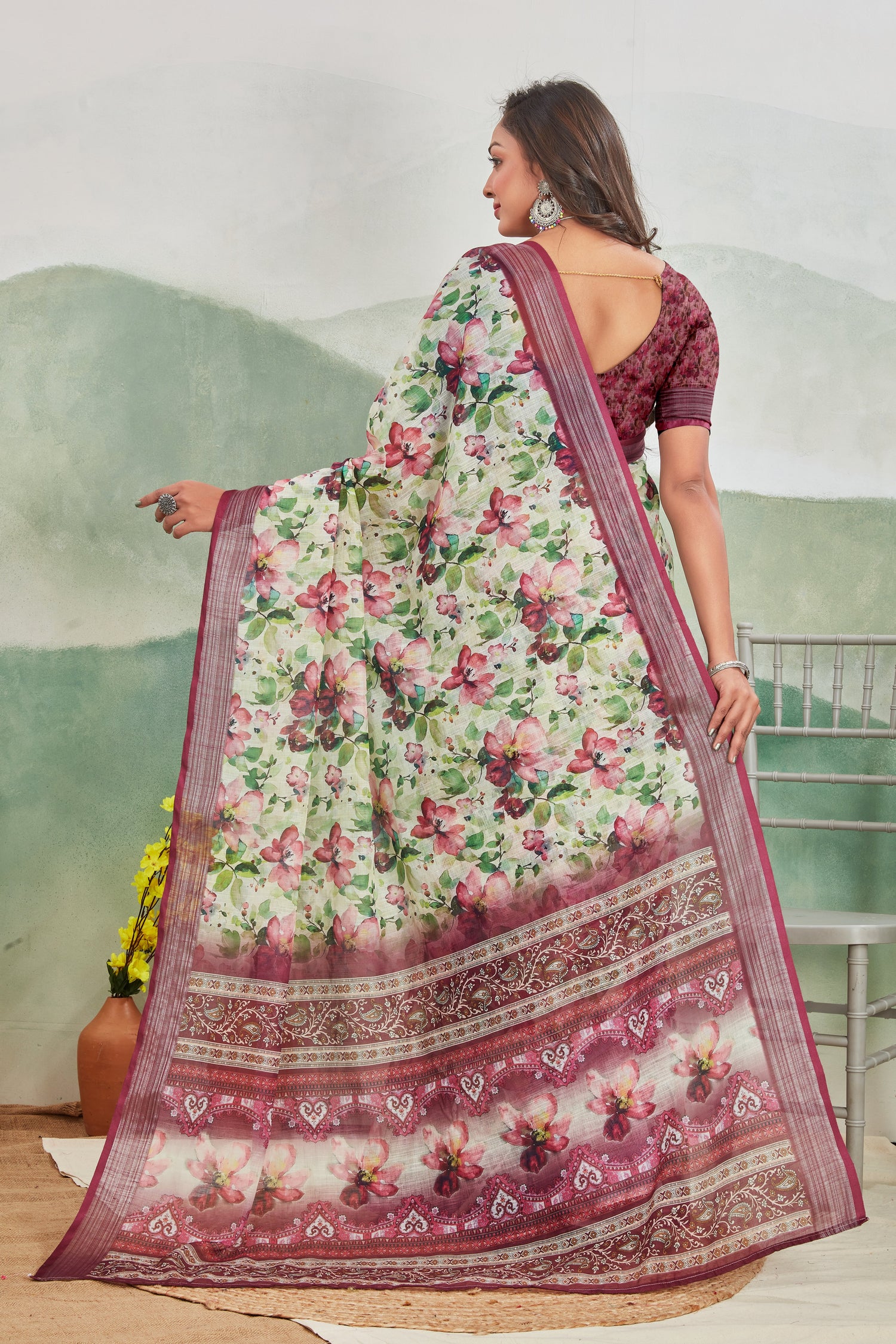 Versatile Traditional Wear Linen Soft Silk Saree With Designer Digital Prints