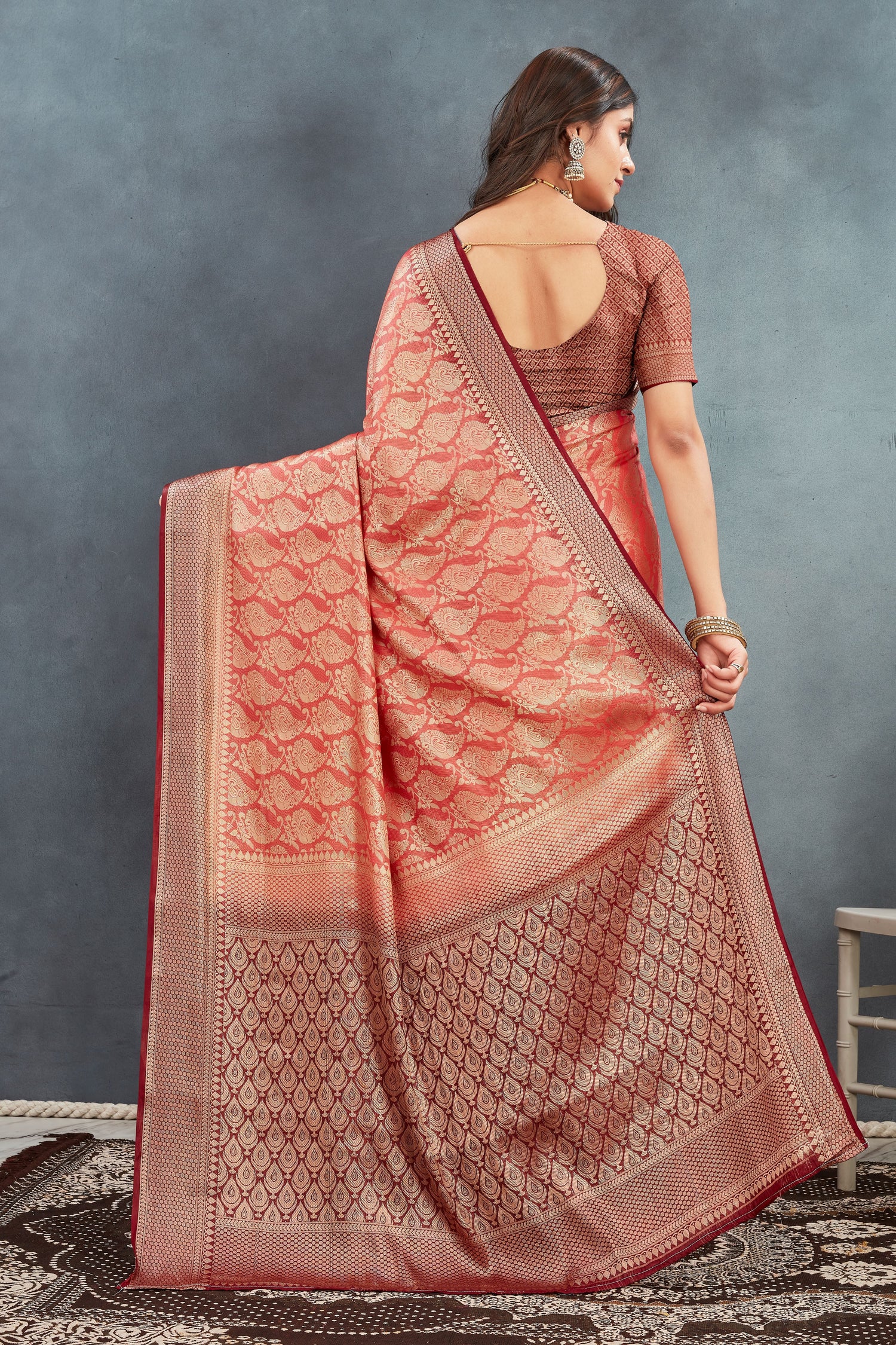 Elegant Zari Woven Mysore Silk Saree With Fashionable Blouse For Wedding Functions
