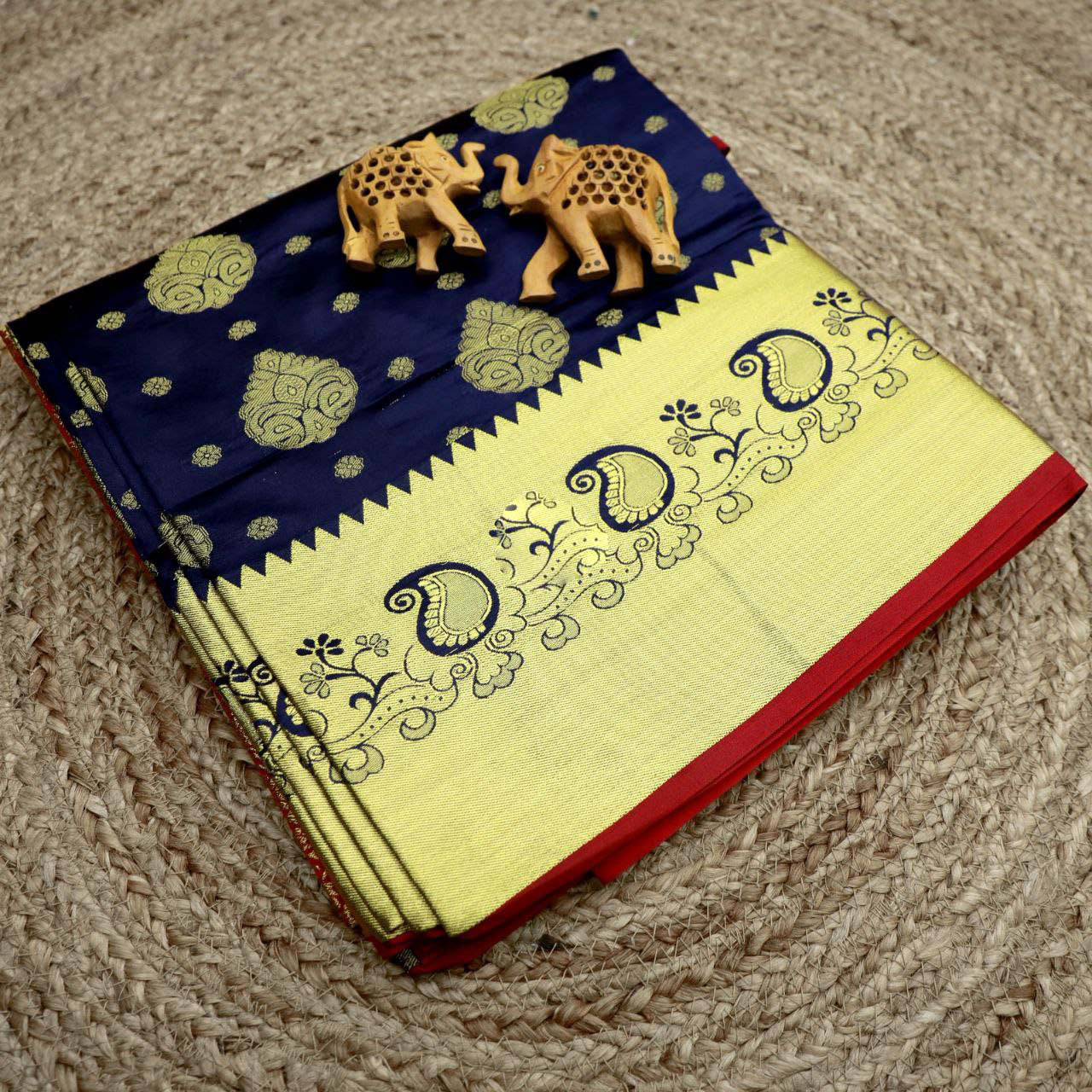 Charming Navy Blue Korvai Border Silk Saree For Traditional Wedding Look