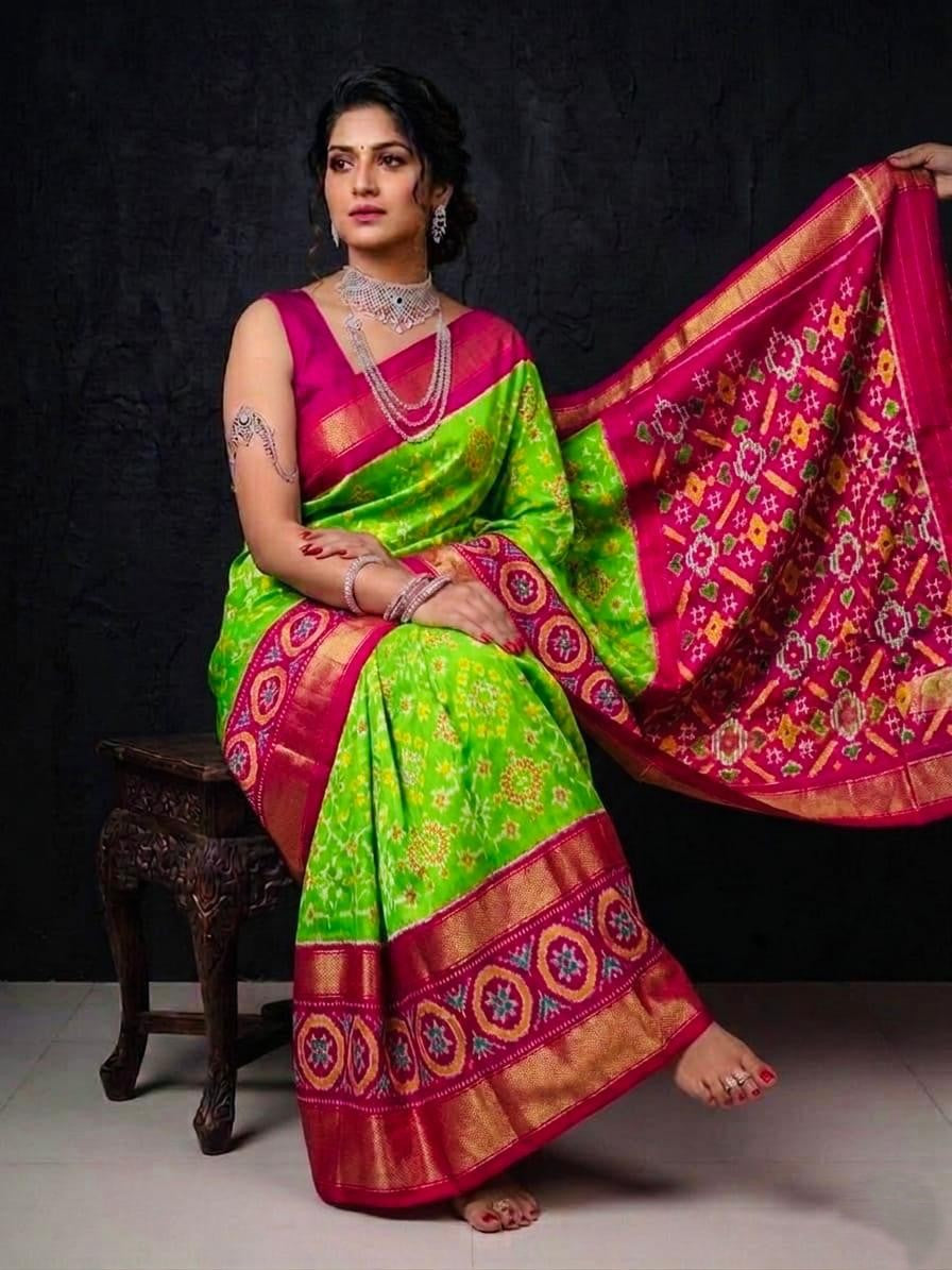 Parrot Green Pink Rich Weaving Handloom Kotha Silk Saree