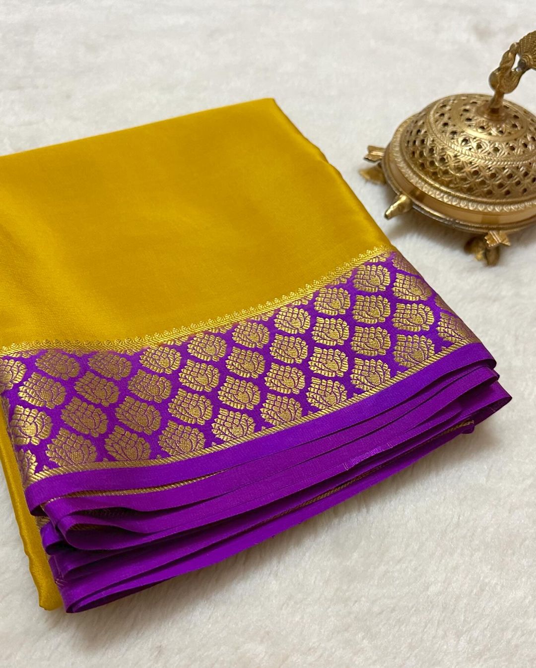 Handloom Mysore Soft Silk Saree With Vibrant Border Design