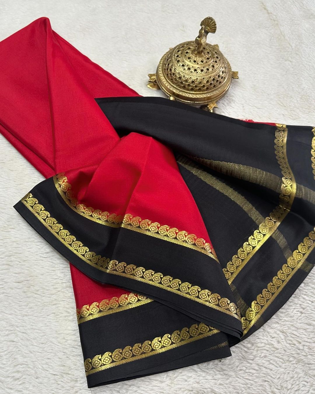 Cultural Pure Soft Silk Saree From Mysore With Contrasting Border