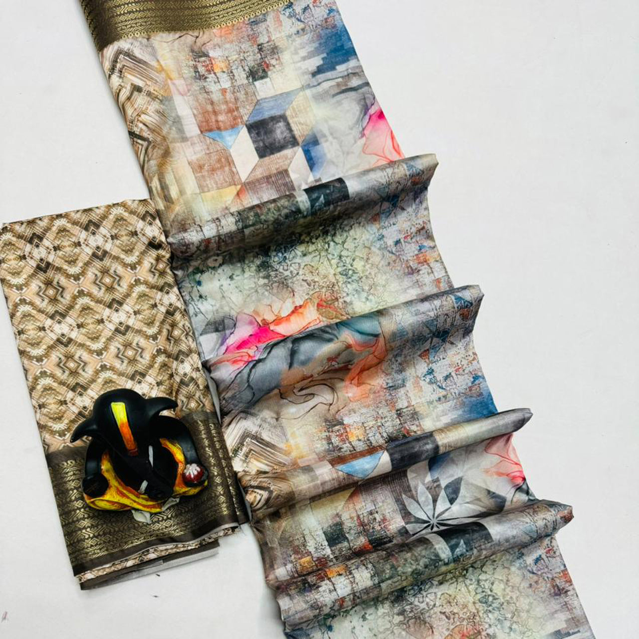 Digital Print Beige Silk Saree Ideal For Daily Styling