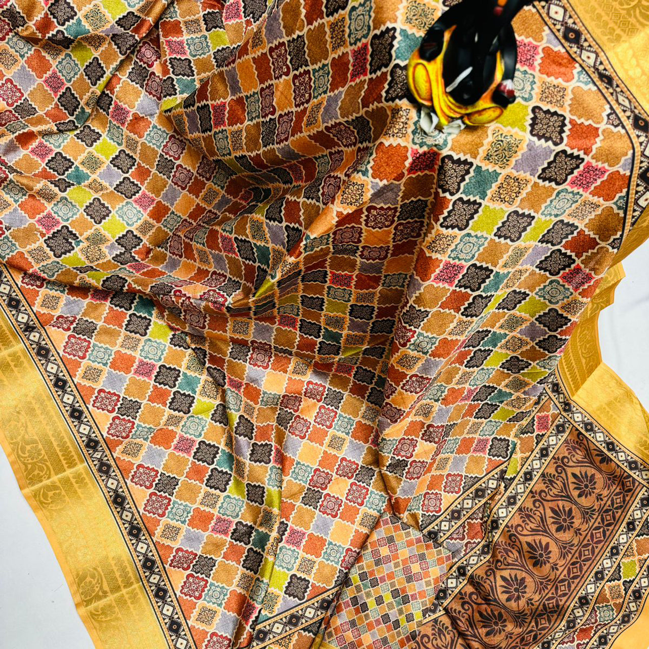 Elegant Drape Multi Colour Printed Saree In Soft Silk