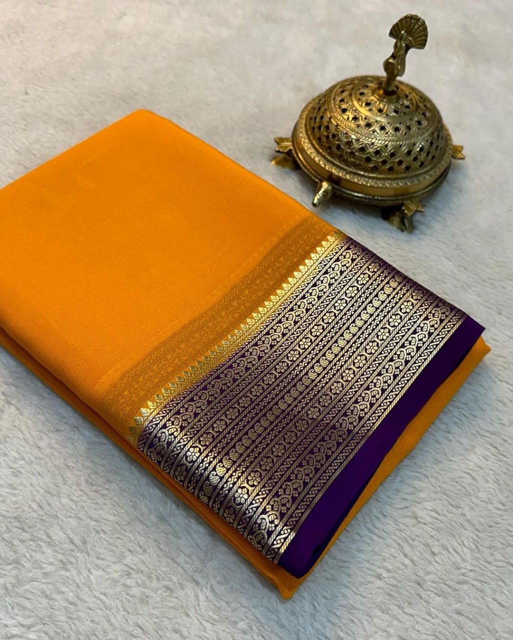 Elegant Handloom Mysore Silk Saree In Soft Texture With Blouse Fabric