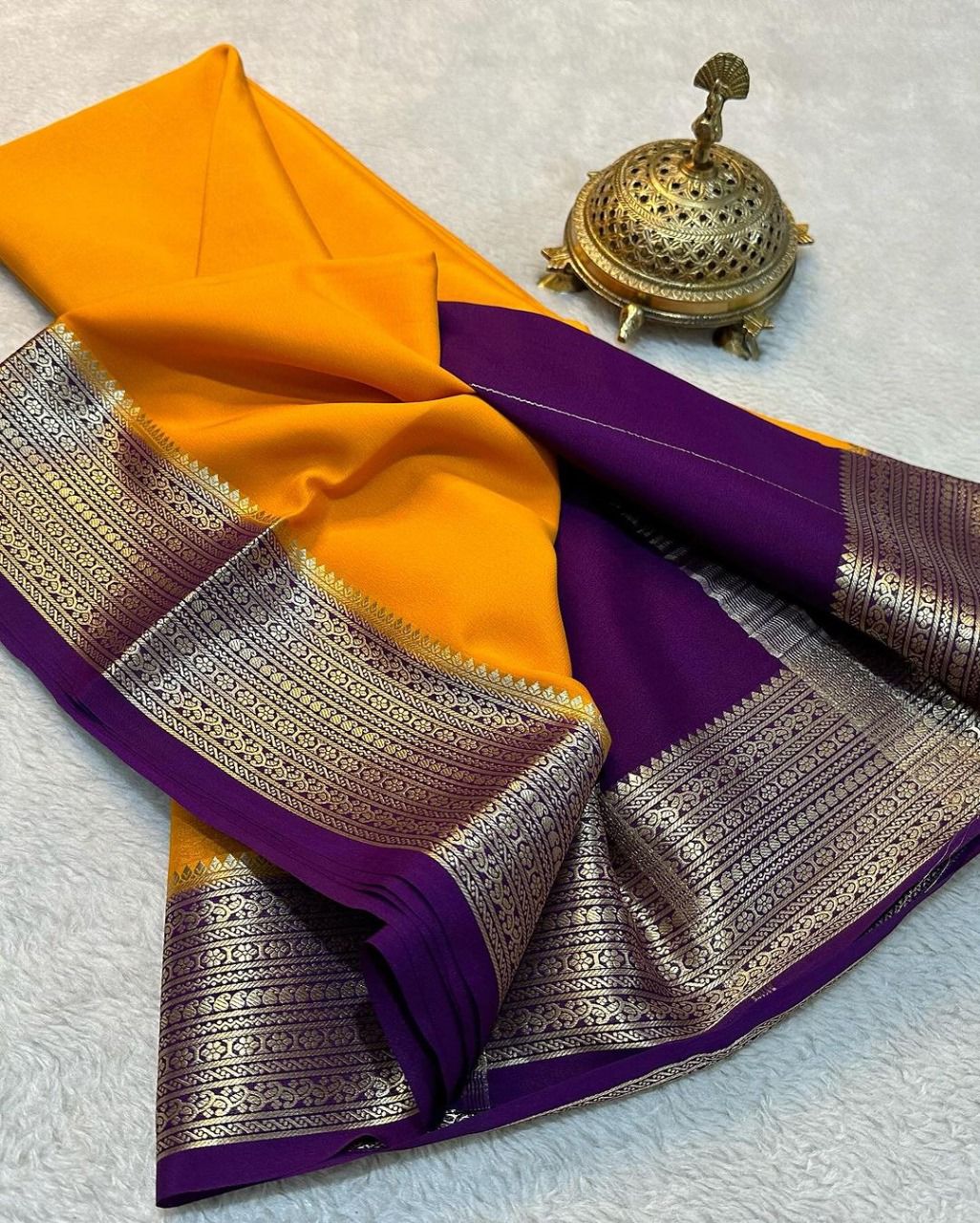 Elegant Handloom Mysore Silk Saree In Soft Texture With Blouse Fabric