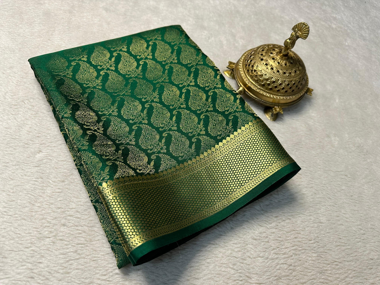 Festive Wear Green Mysore Brocade Saree In Pure Silk With Luxurious Rich Pallu