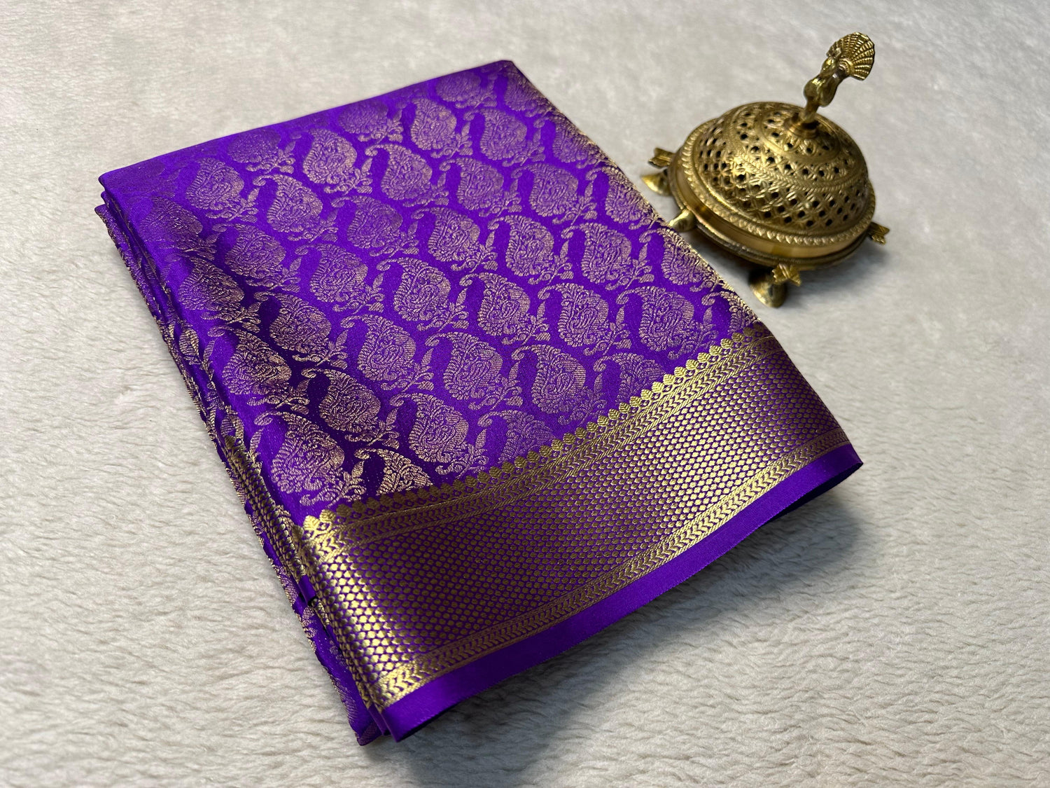 Traditional Purple Mysore Silk Saree With Zari Brocade & Rich Pallu