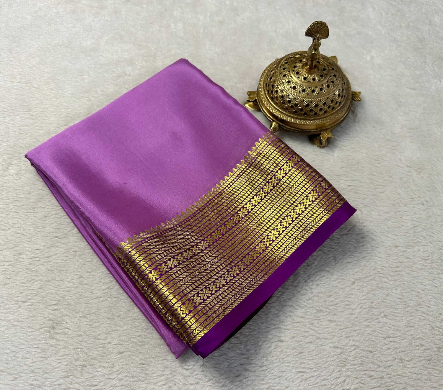 South Indian Pure Mysore Soft Silk Saree With Bright Borders