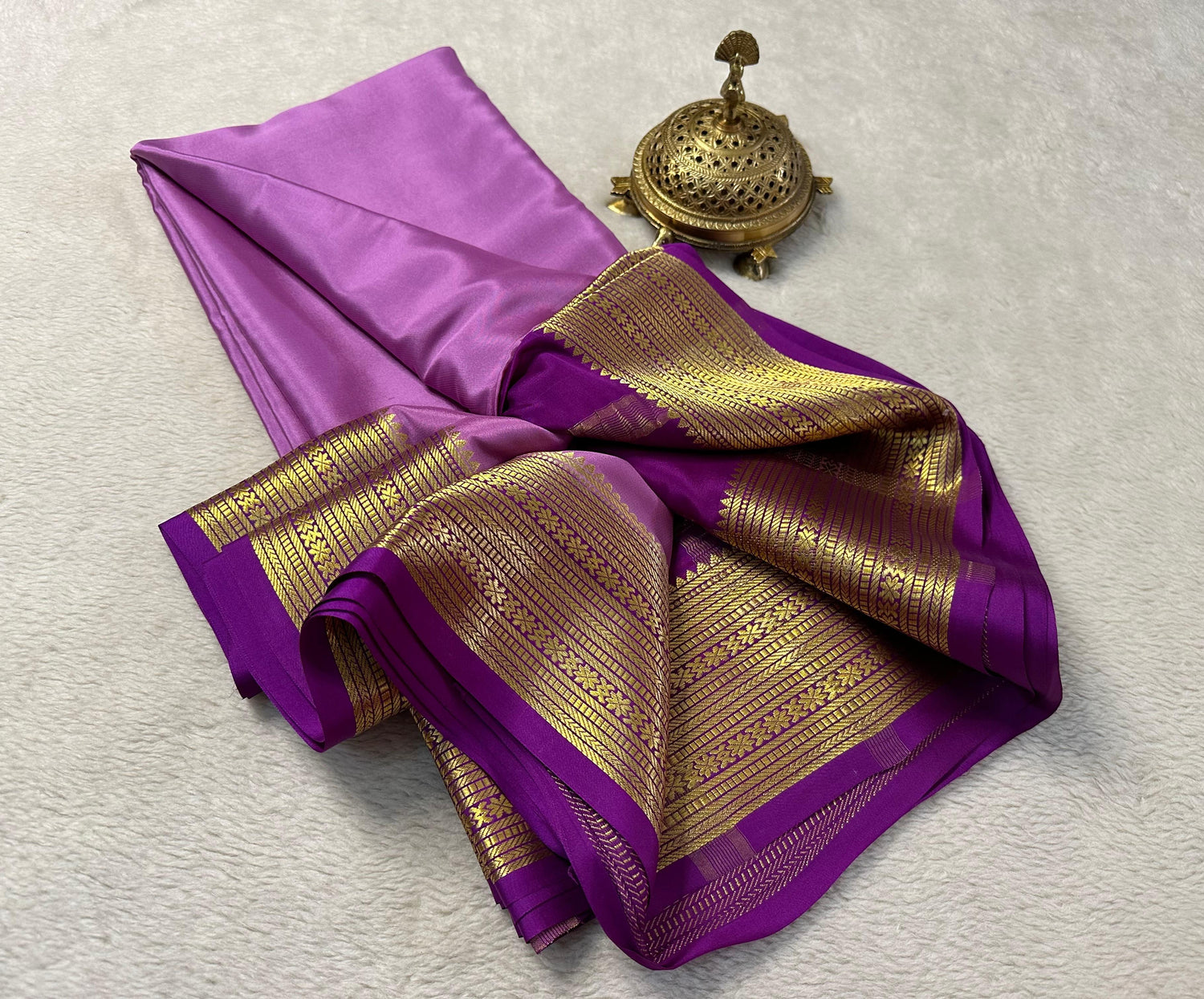 South Indian Pure Mysore Soft Silk Saree With Bright Borders