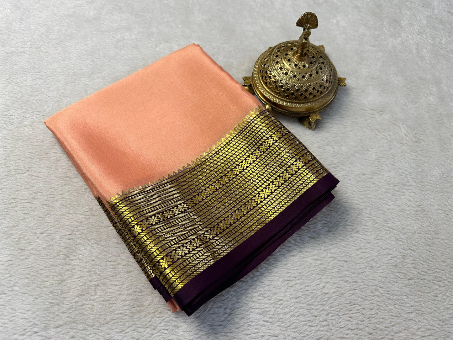 Beautiful Pure Mysore silk sarees having elegant contrast border 😍