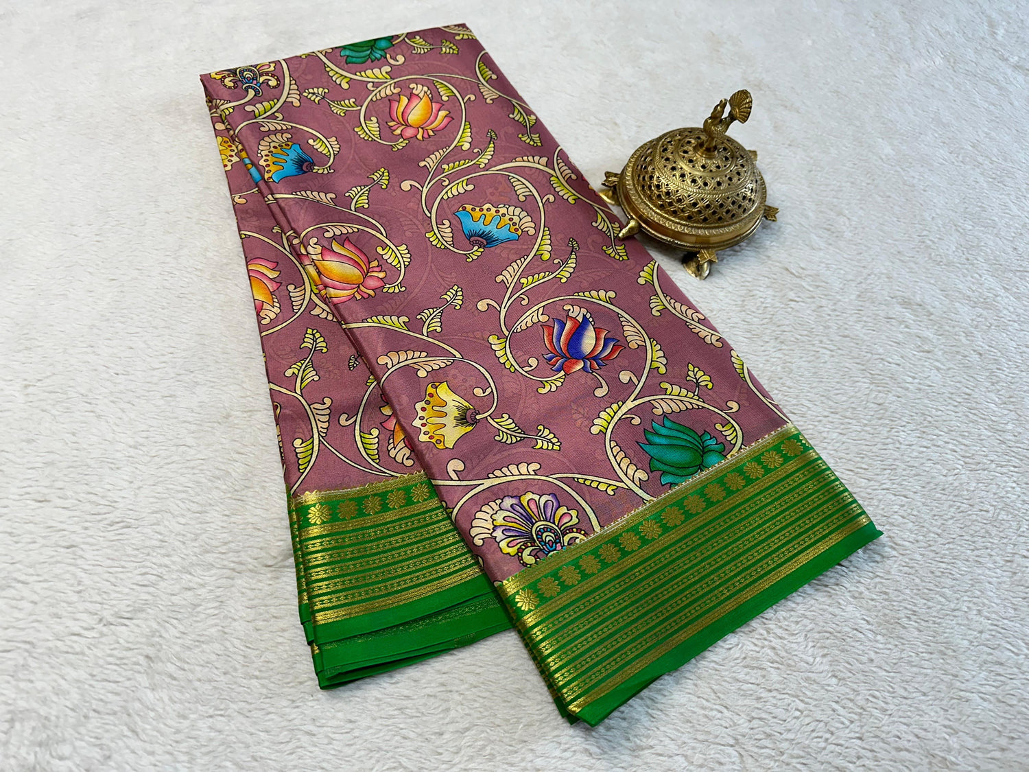 Lightweight Crepe Silk Saree With Artistic Digital Prints And Traditional Zari