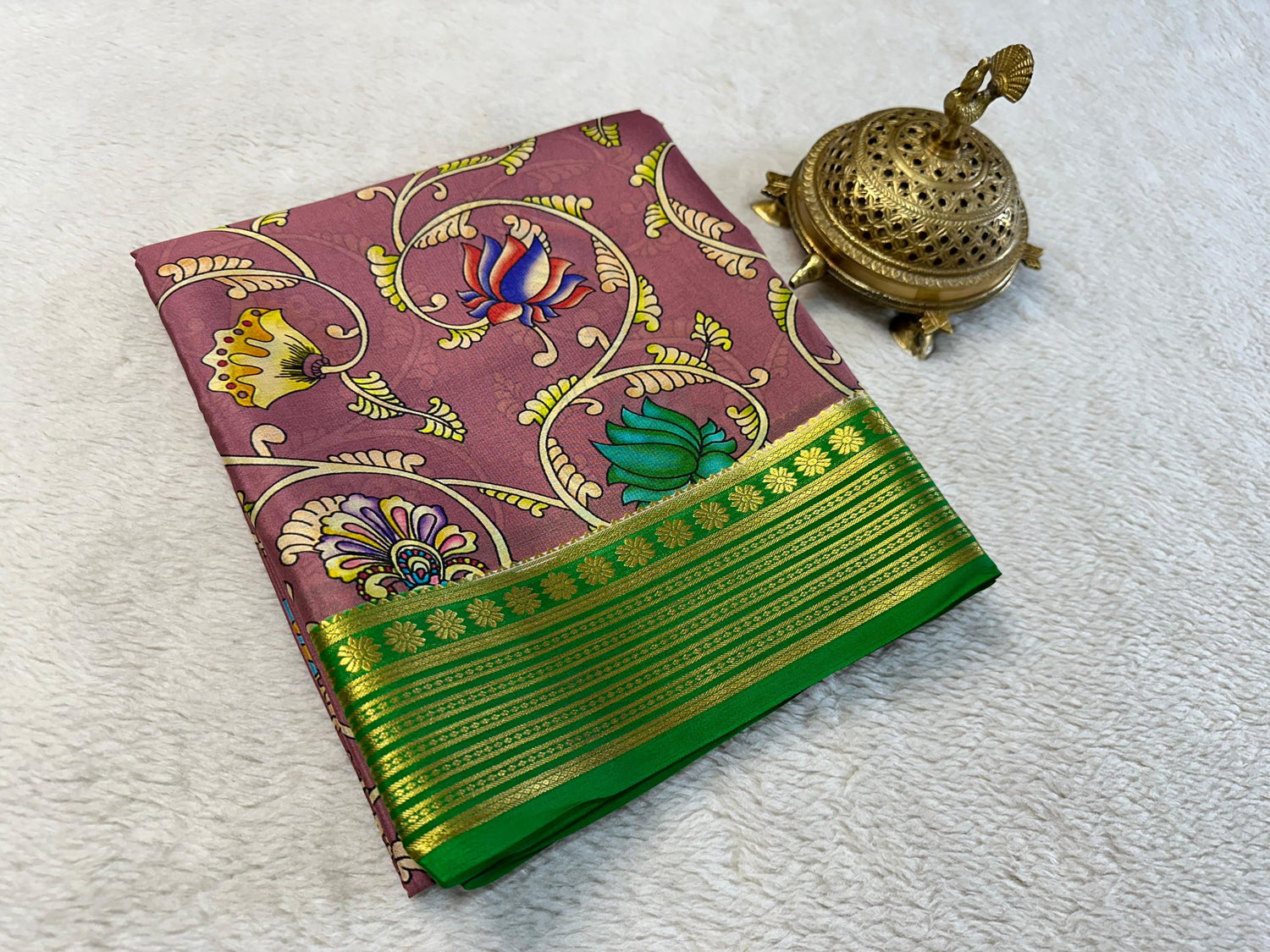 Lightweight Crepe Silk Saree With Artistic Digital Prints And Traditional Zari