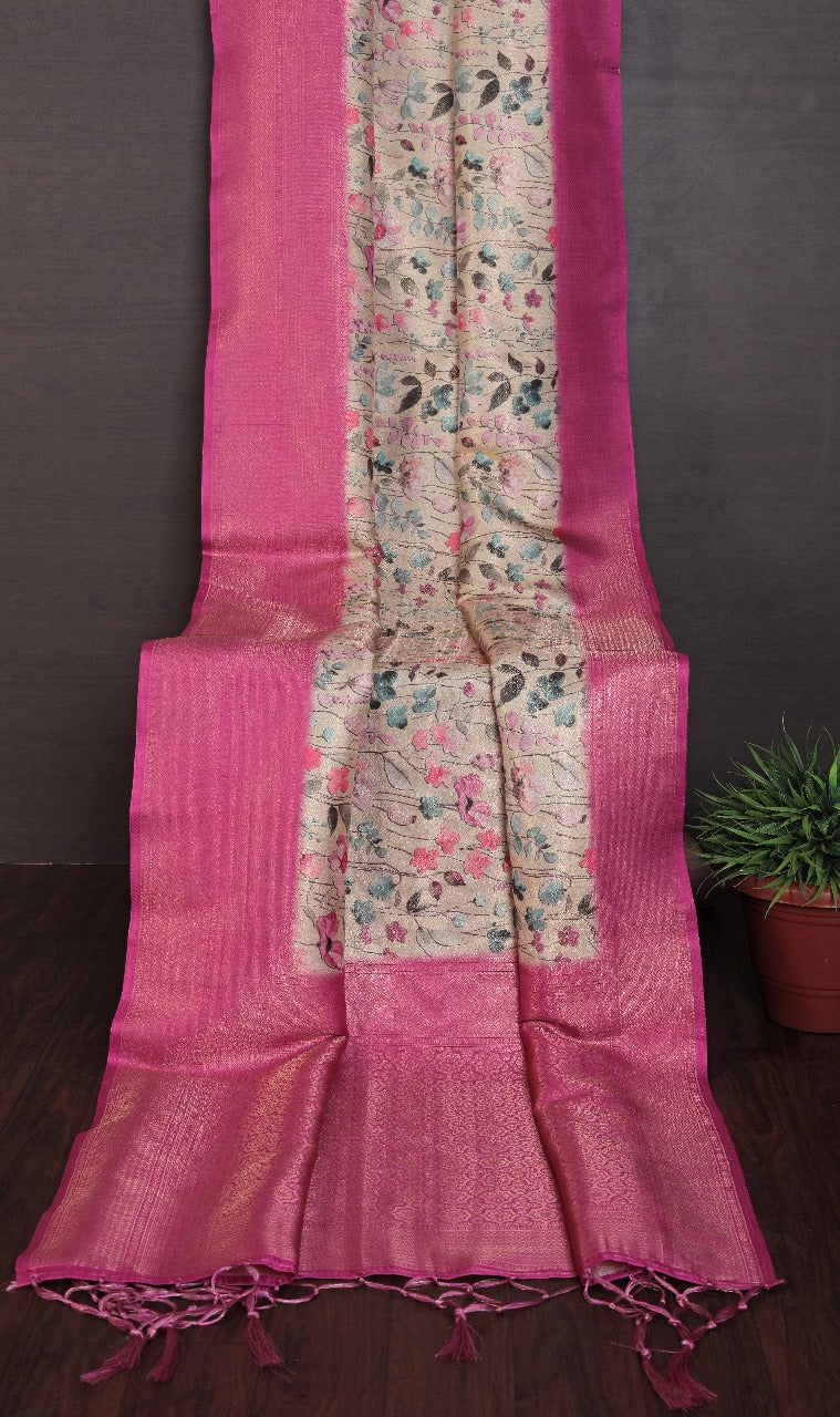 Soft Silk Printed Saree In Magenta With Traditional Flair
