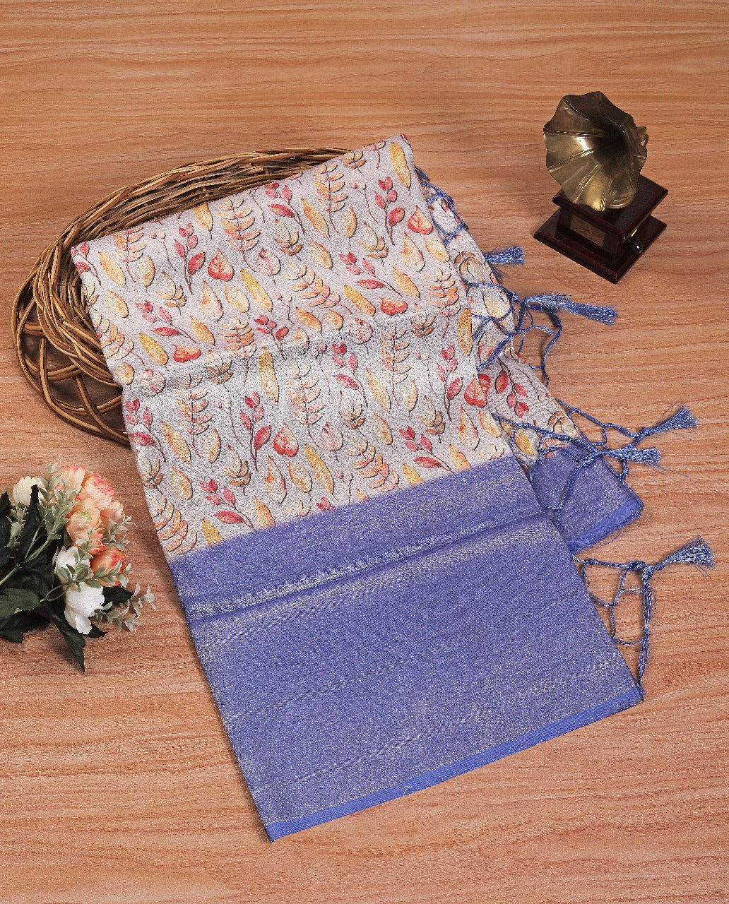 Stylish Purple Soft Silk Saree With Artistic Print Finish