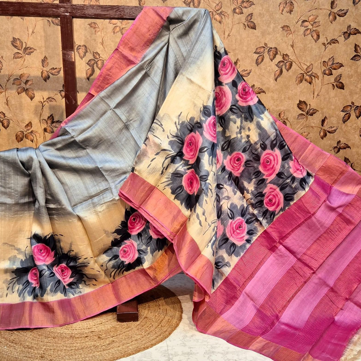 Tussar Handprint Sarees with Kanchi Pallu in Sea Grey