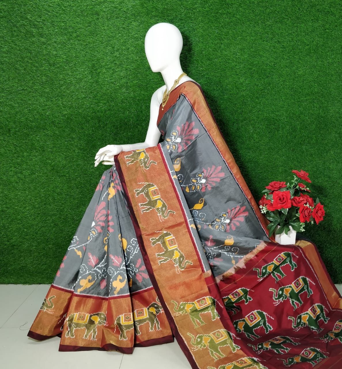 Poichampally Ikkat Kanchi Silk Sarees