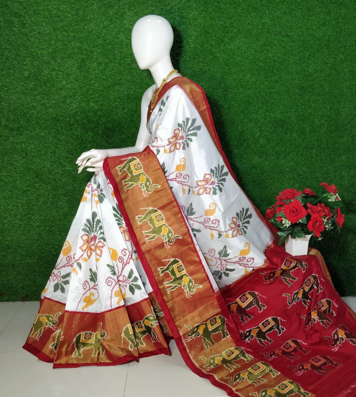 Poichampally Ikkat Kanchi Silk Sarees