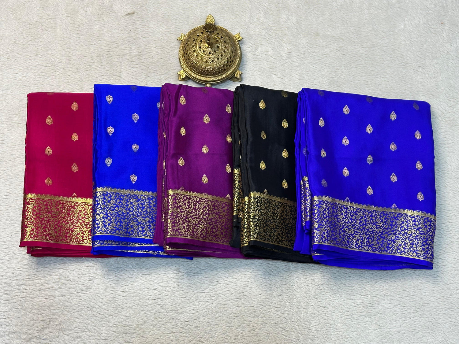 Plain Crepe Silk Saree Traditional Mysore Zari Border Party Wear