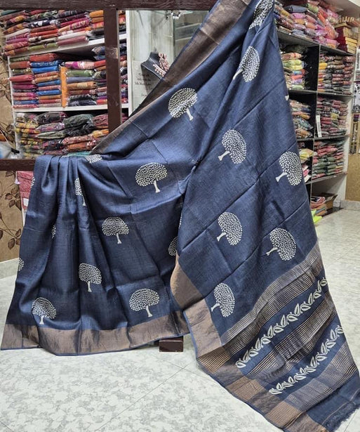 Tussar Handprint Sarees with Kanchi Pallu in Navy blue
