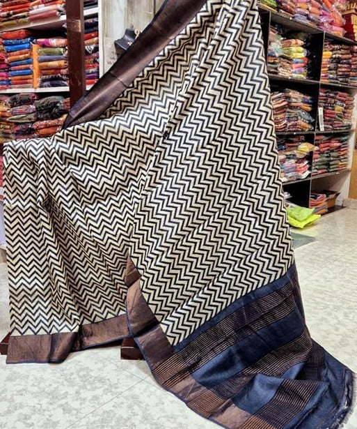 Timeless Beauty: Grey Tussar Handprint Sarees with Kanchi Pallu