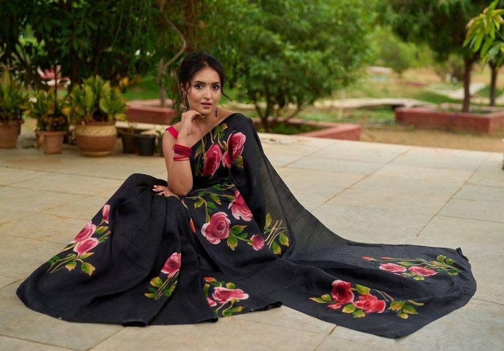 Charming Traditional Pure Silk Saree With Detailed Hand Printing