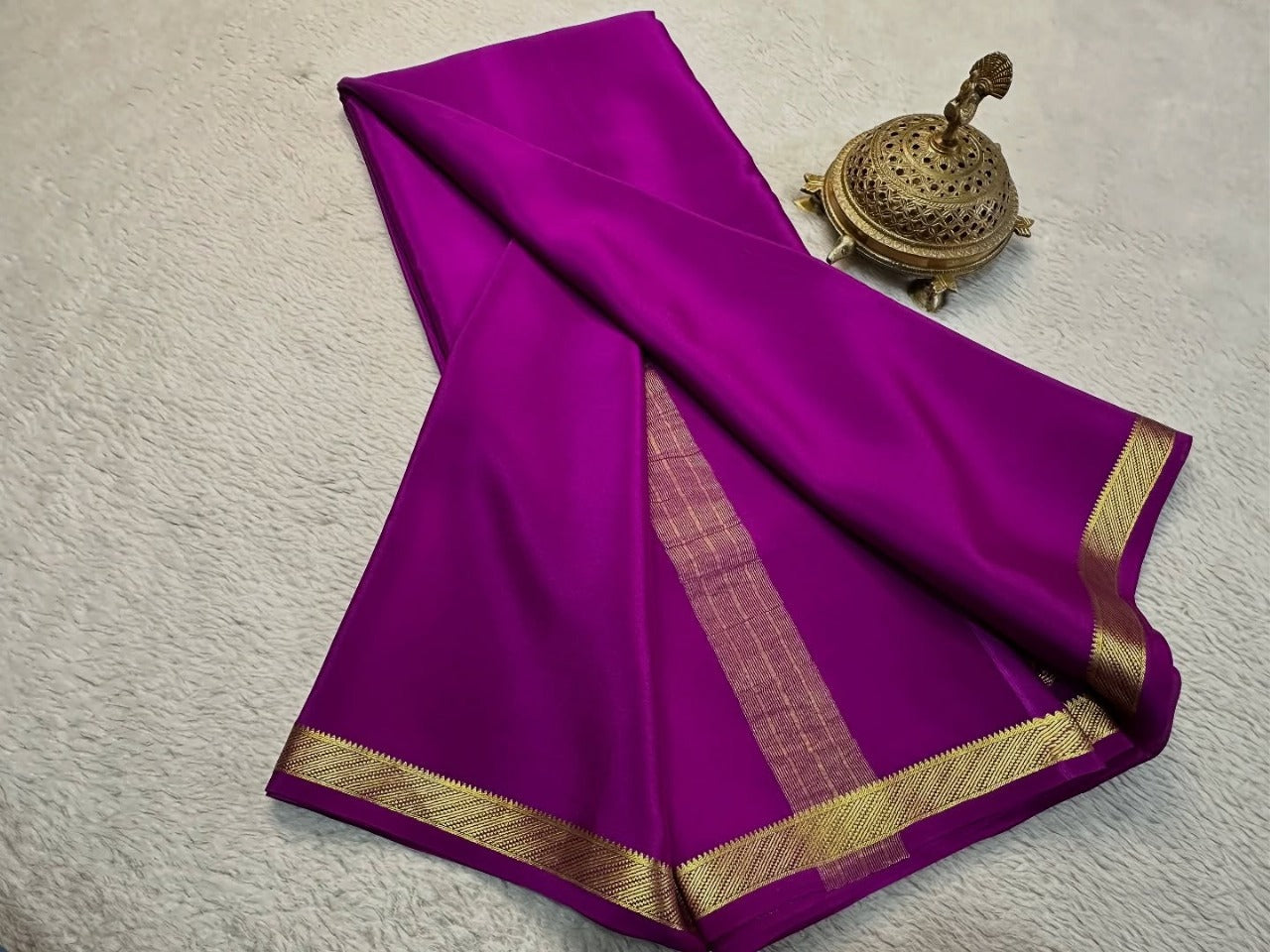 Majestic Traditional Mysore Silk Plain Zari Border Fancy Saree