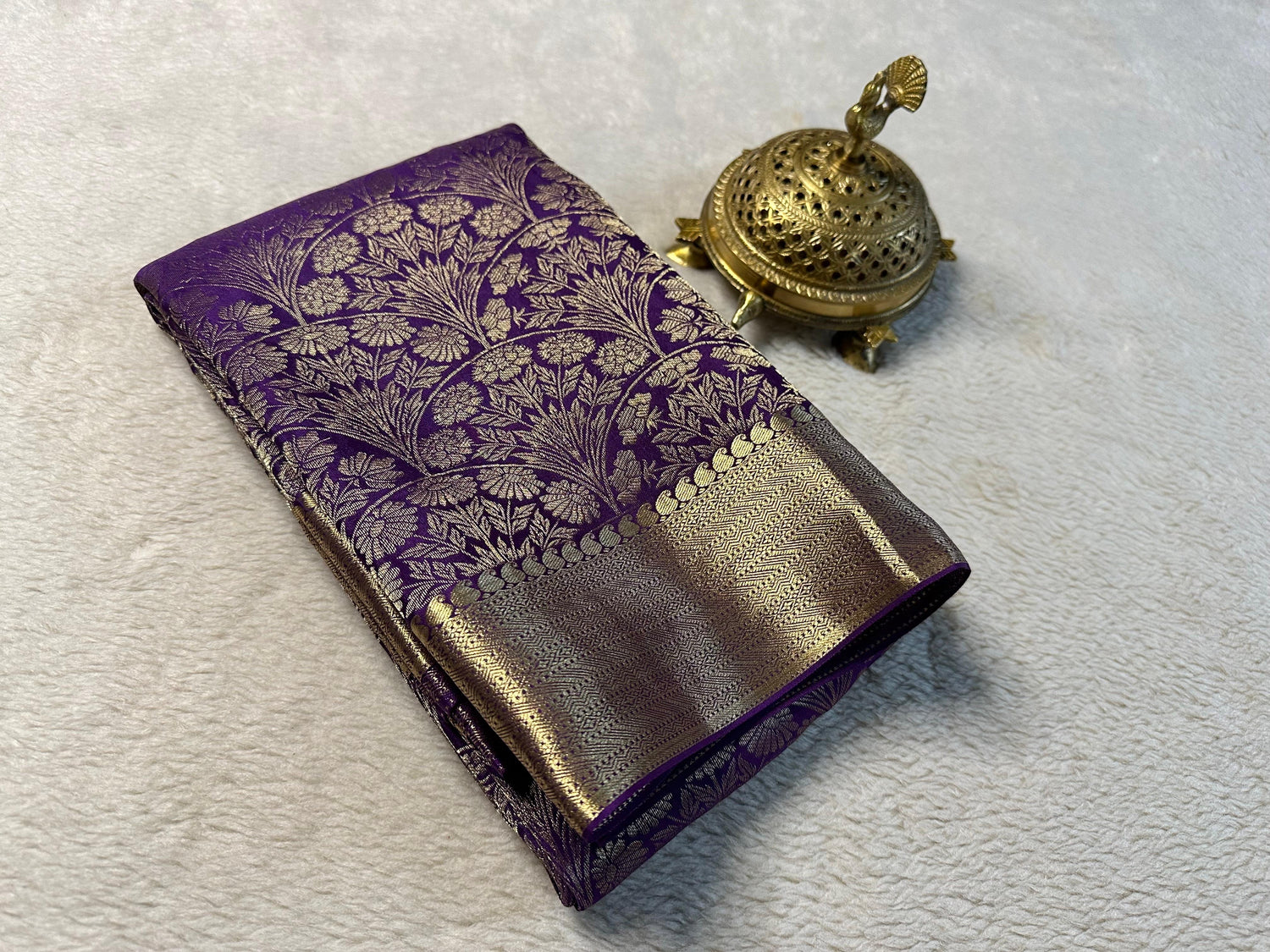 Grand Look Designer Saree In Mysore Silk With Zari Border