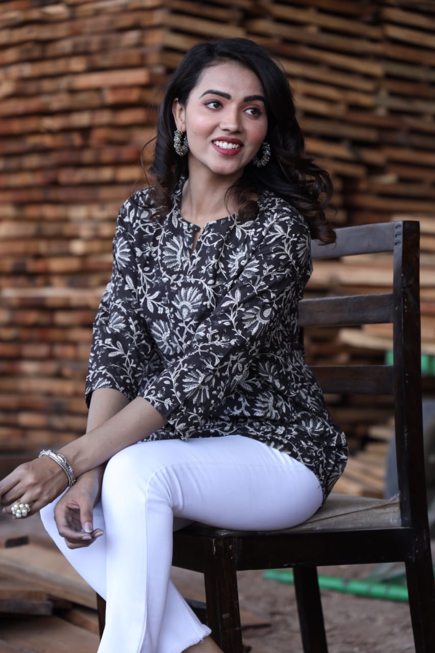 Women's Black Floral Printed Casual Top | Relaxed Fit Ethnic Shirt