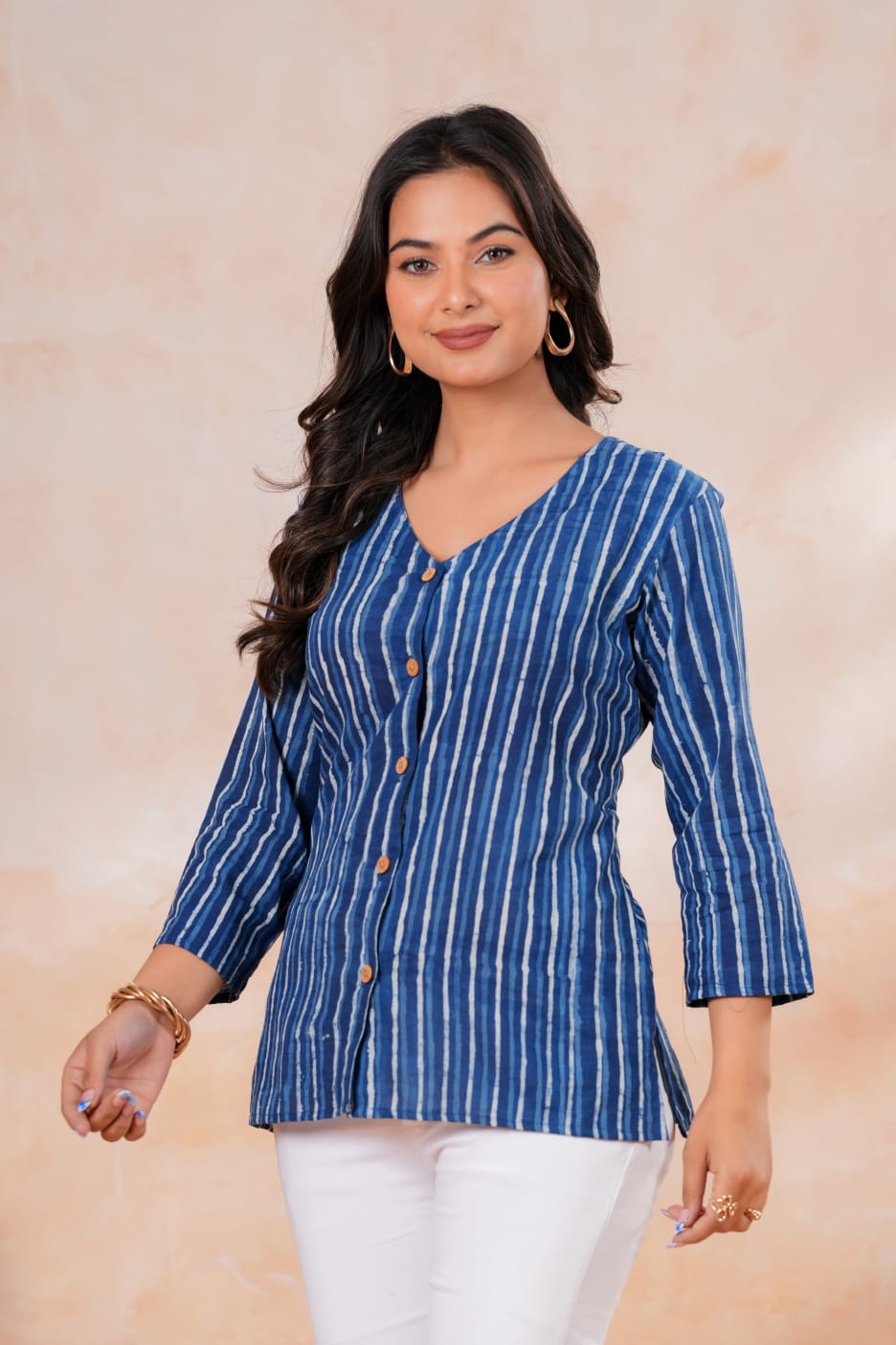 Women's Blue Stripe Print V-Neck Button-Down 3/4 Sleeve Short Kurti Top