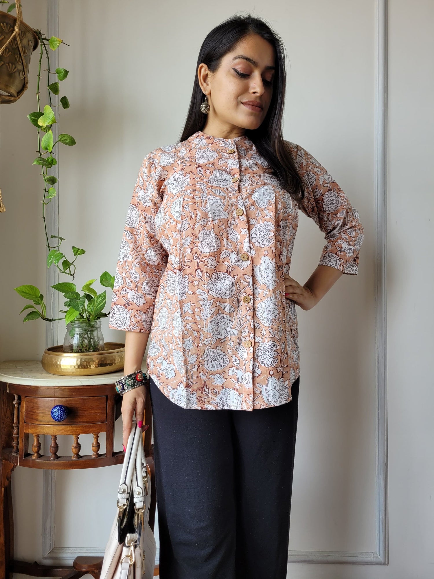 Women's Blush Pink Floral Printed Casual Kurti Top | Light Relaxed Fit Ethnic Wear