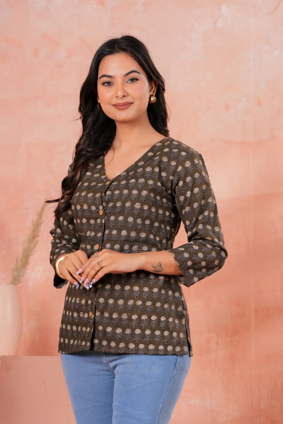 Women's Charcoal Olive Booti Print V-Neck Fitted Short Ethnic Top Office Casual Wear