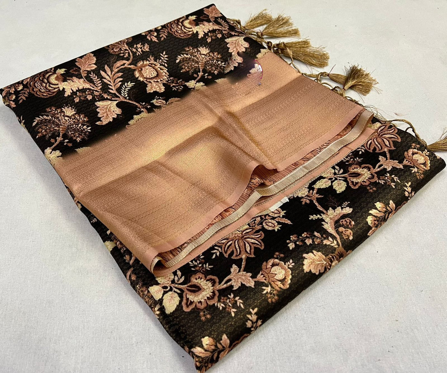Wedding Look Digital Print Saree In Pure Soft Silk