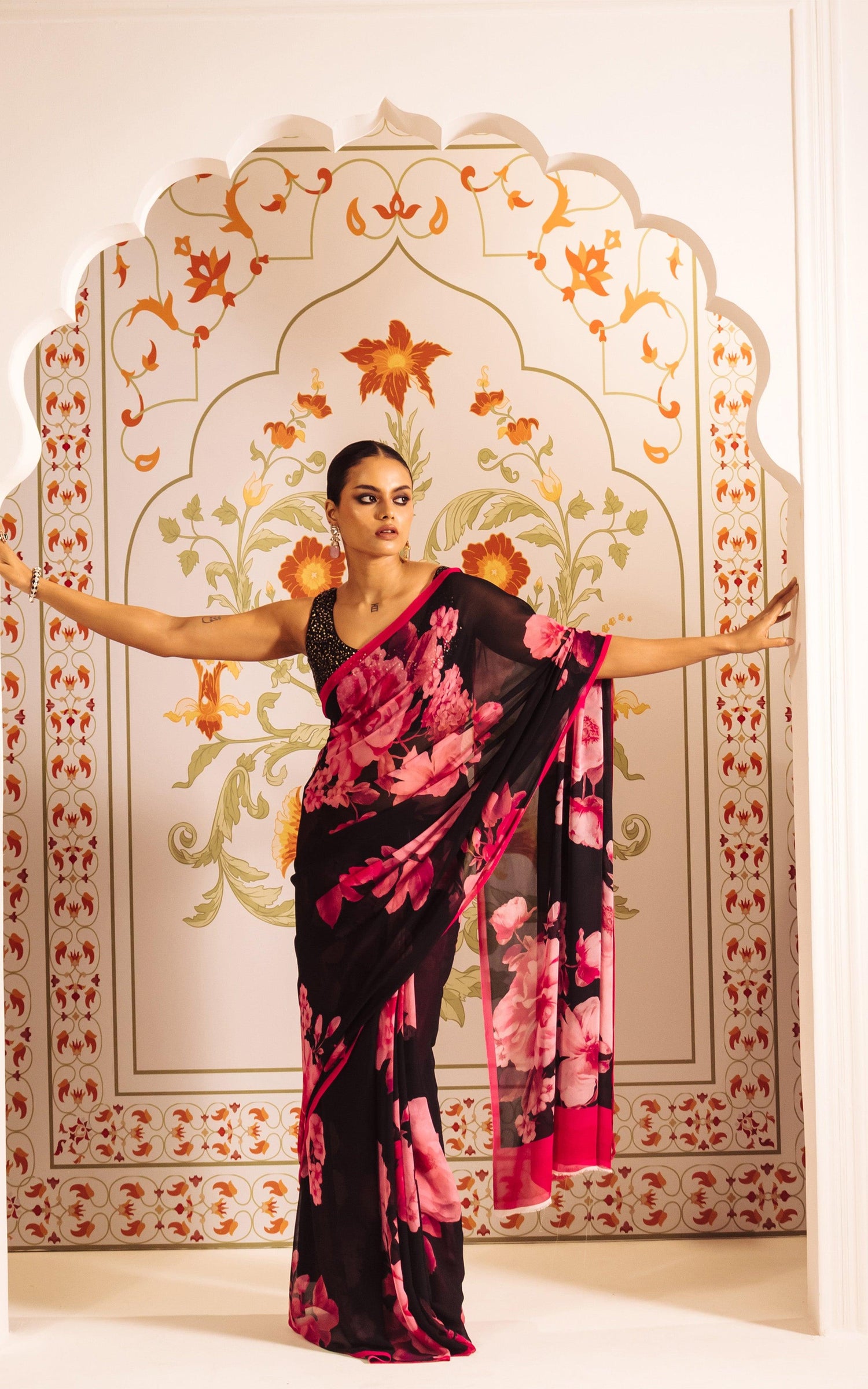 Buy The Ila Saree Pink Black Satin Silk Saree | Premvastra